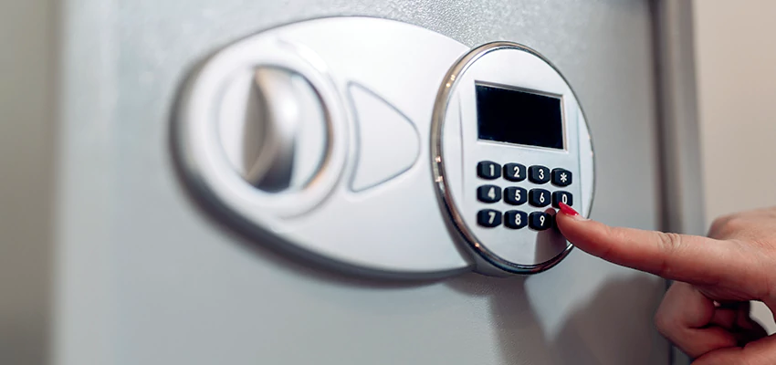 Jewelry Safe Cracking in Rio Vista, California