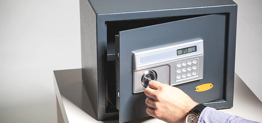 Jewelry Safe Unlocking Service in Rio Vista, California