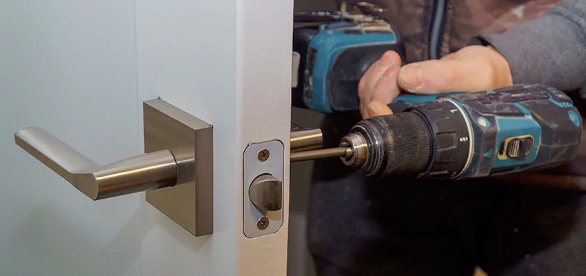 Broken Door Handle Lock Repair in Rio Vista, California